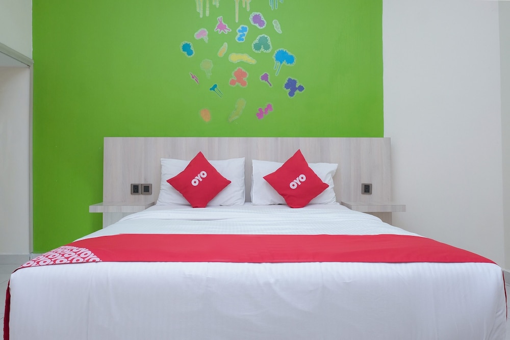 Oyo 89777 Urbanstay Kuantan 21/39