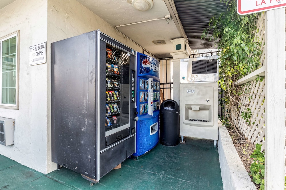 Motel6 San Rafael, CA 34/38