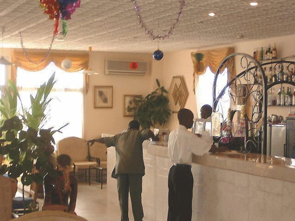 Hotel Mande 8/34