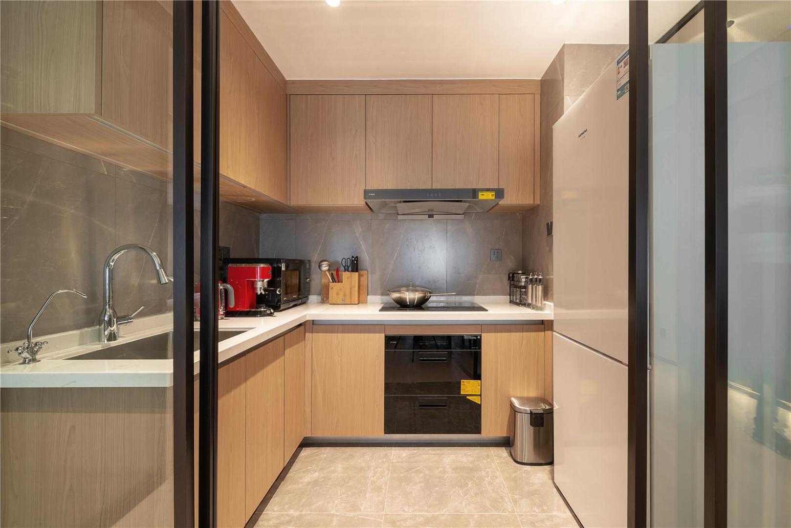 Cresasia Residence 42/43