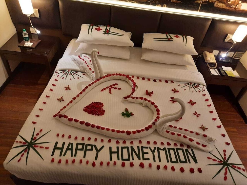 Lemon Tree Premier, Navi Mumbai 34/67