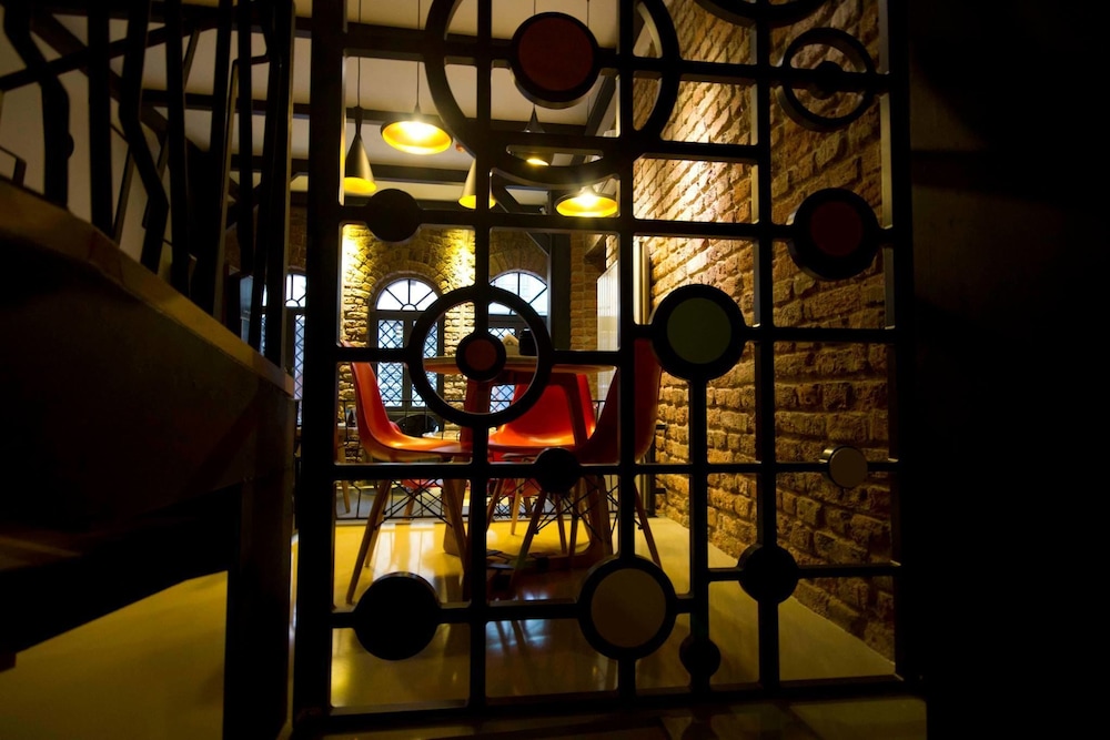 Calanthe Residence 11/17