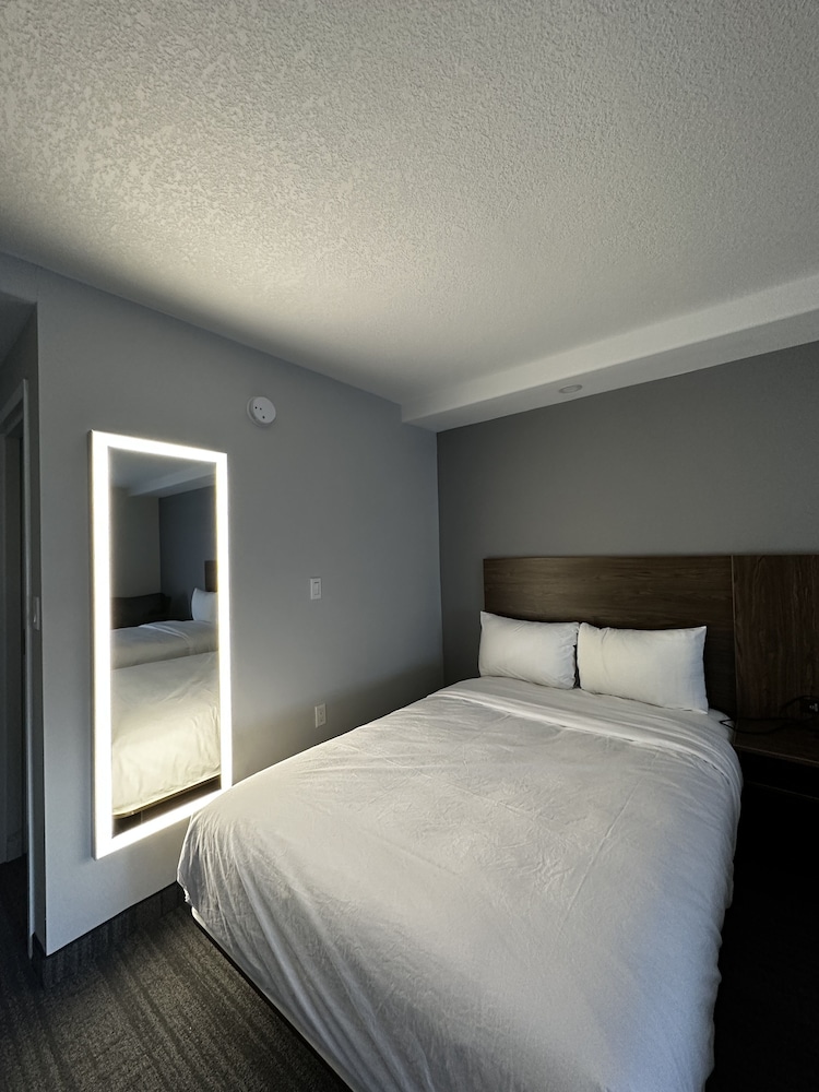 Travelodge by Wyndham Regina 19/65