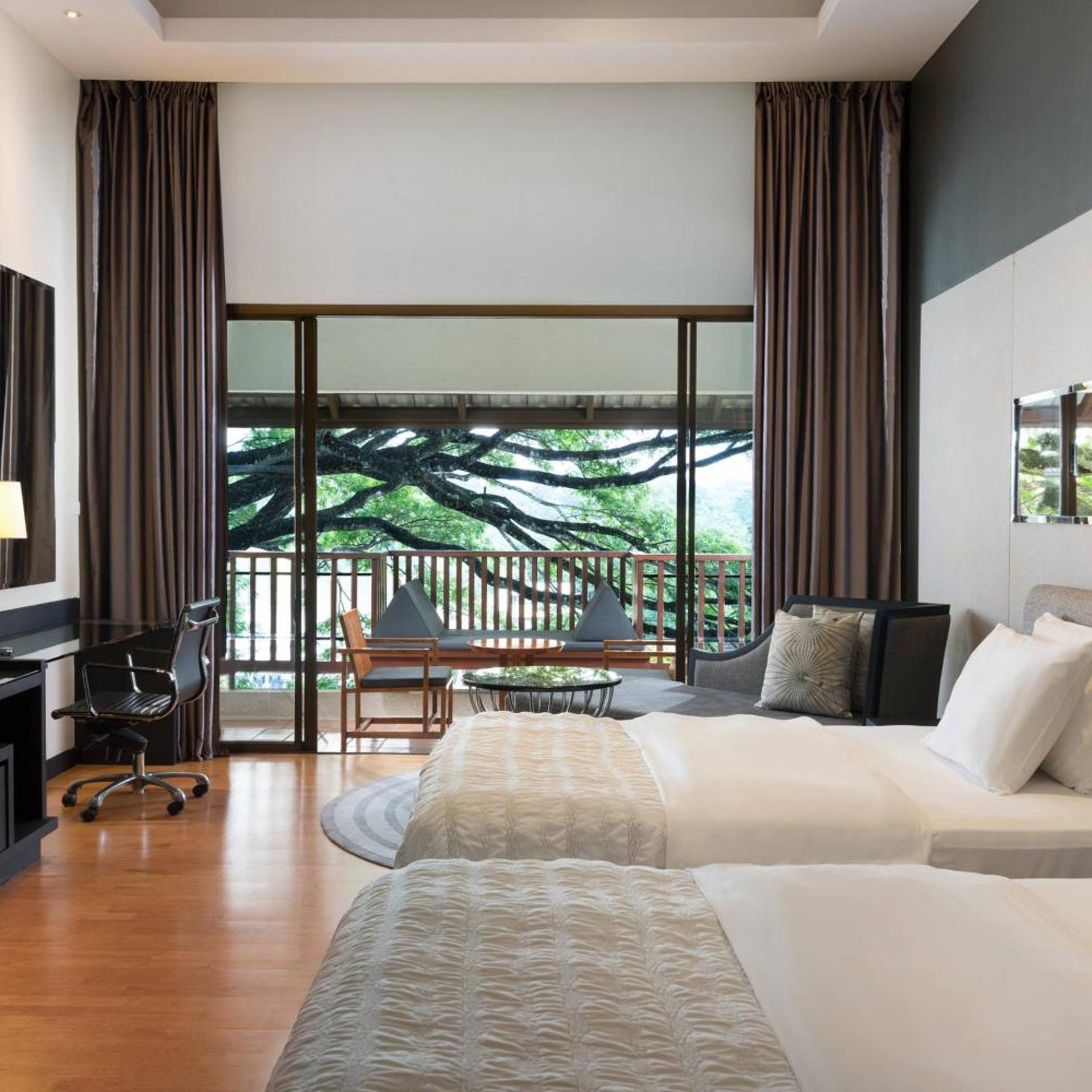 Guest Room, Deluxe, Twin Beds, Garden View