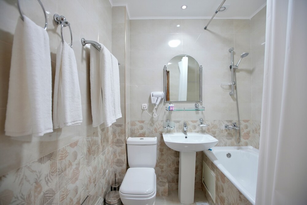 Zargaron Boutique Hotel 23/25