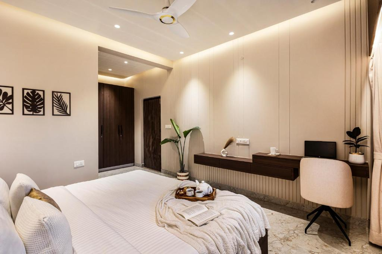 ELIVAAS Shourya Villa Athena 3-BHK Villa With Swimming Pool & Terrace 7/17