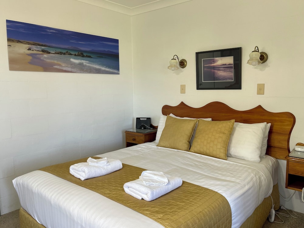 Swansea Cottages & Motel Suites 13/50