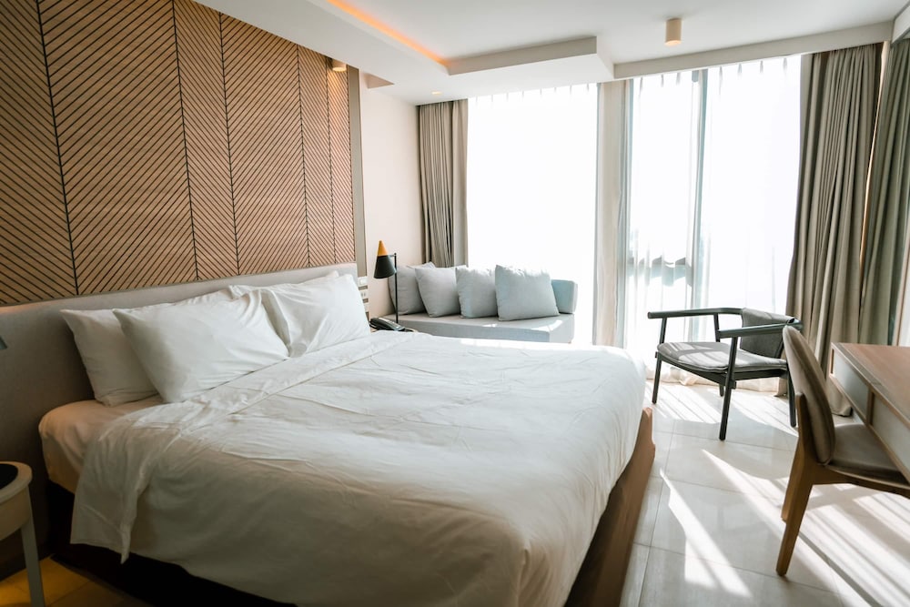 Howard Johnson by Wyndham Pattaya JC 35/81