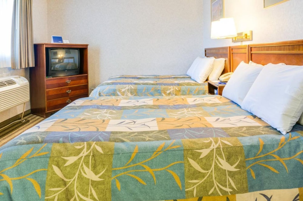 Francisco Bay Inn 34/42