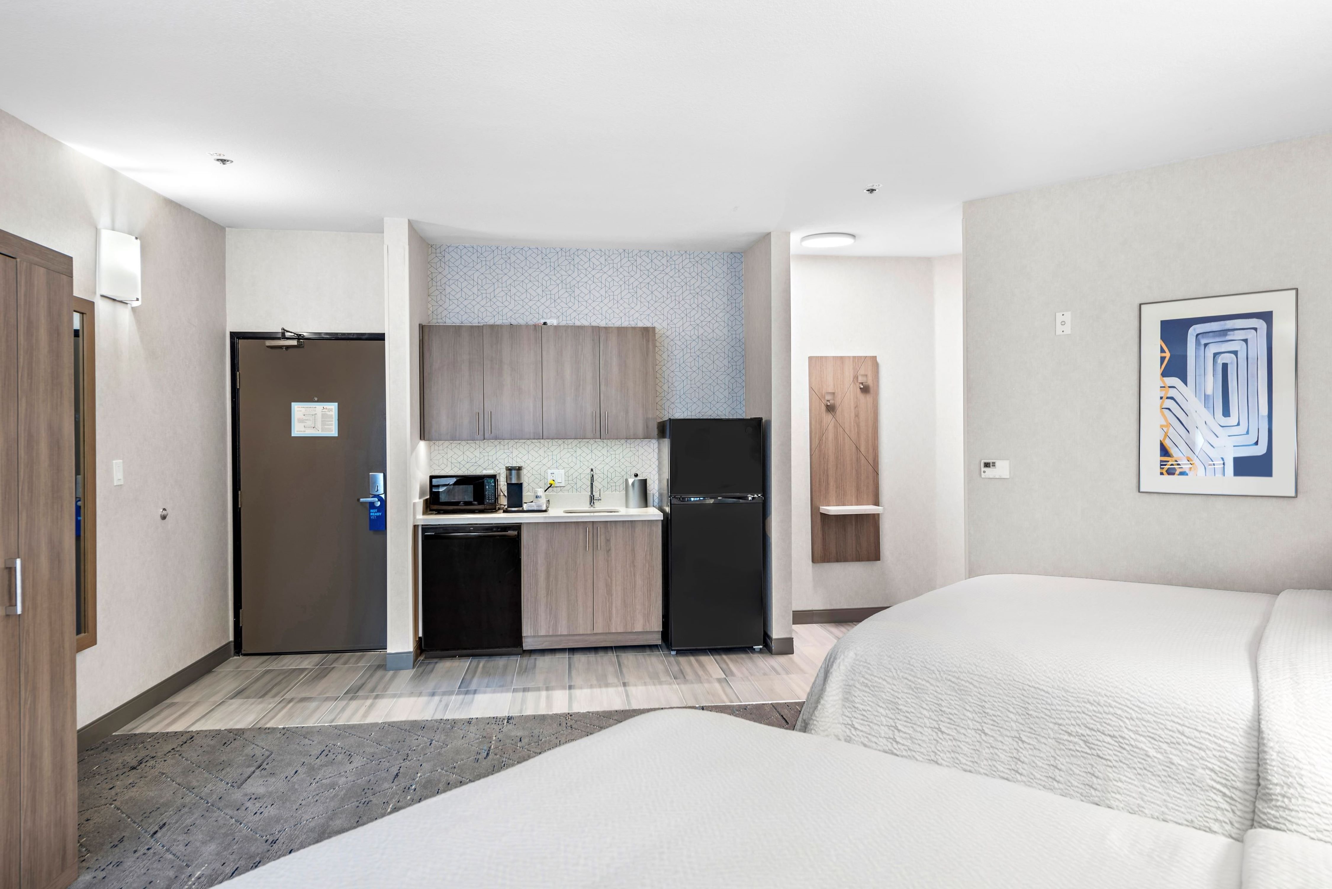 Holiday Inn Express La Mesa Near SDSU 10/72