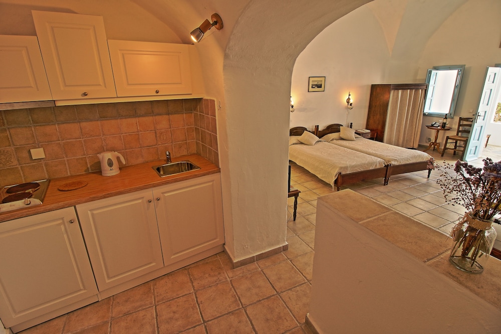 Aethrio Sunset Village Oia 25/87