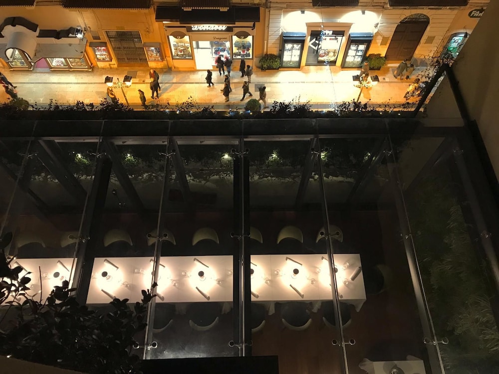 Baca Suites Restaurant & Bar 46/56