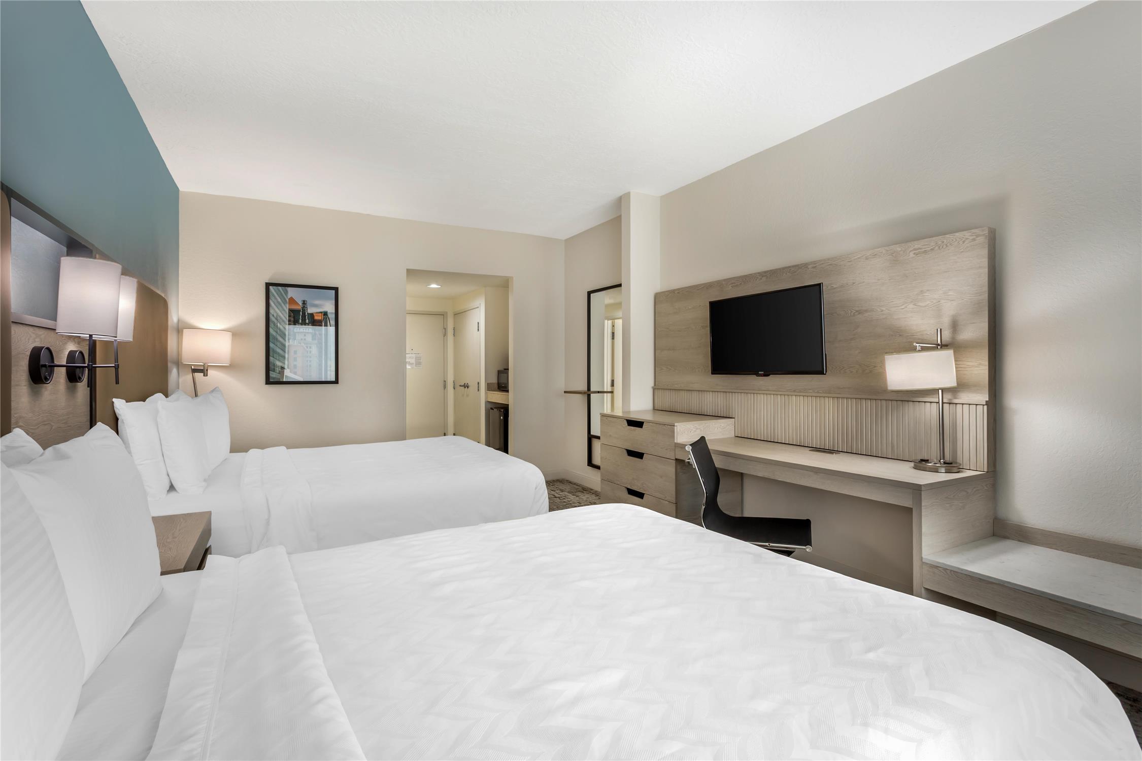غرفة بسريرين كوين يُسمح فيها بالحيوانات الأليفة، Best Western Plus Airport Inn Suites Salt Lake City 3/6