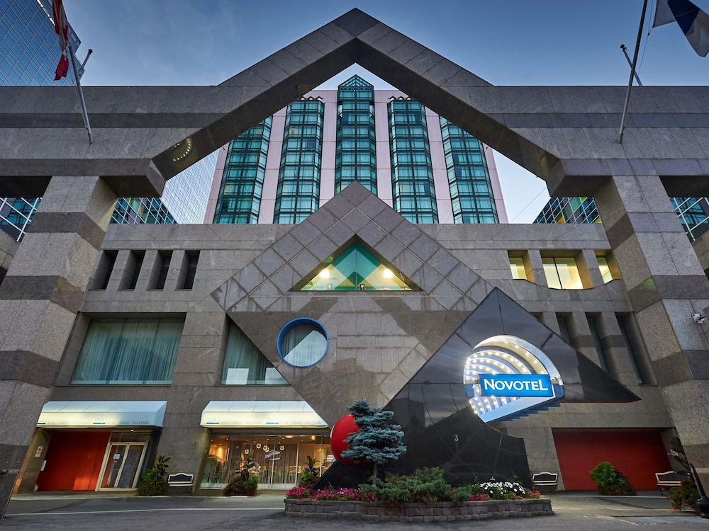 Novotel Toronto North York in TORONTO