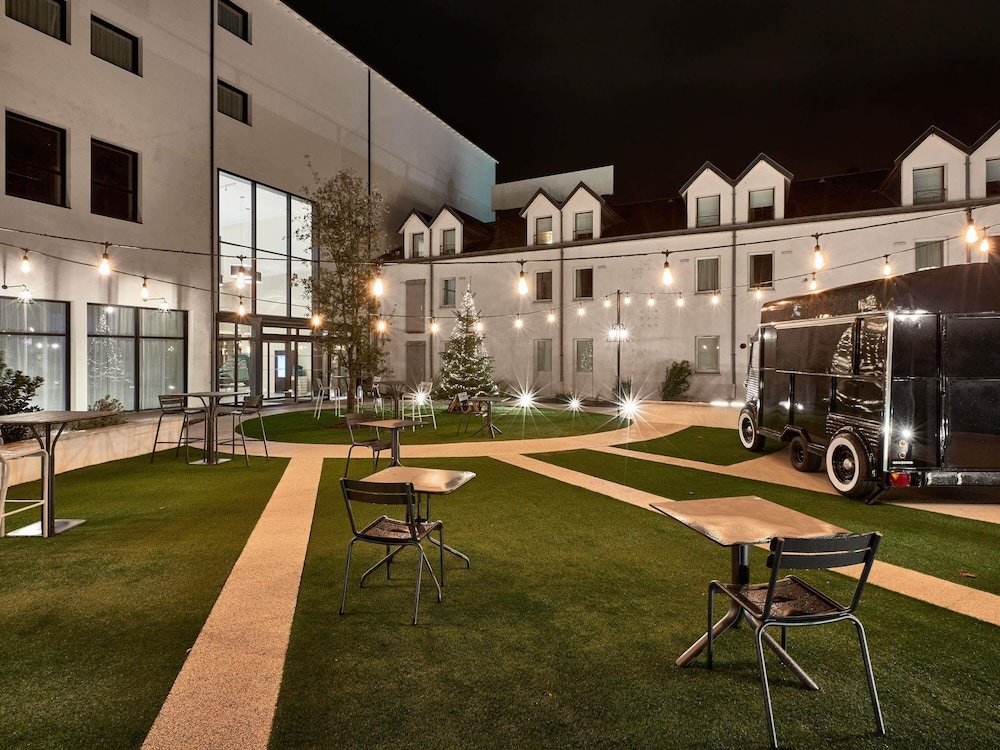 ibis La Roche sur Yon 70/73
