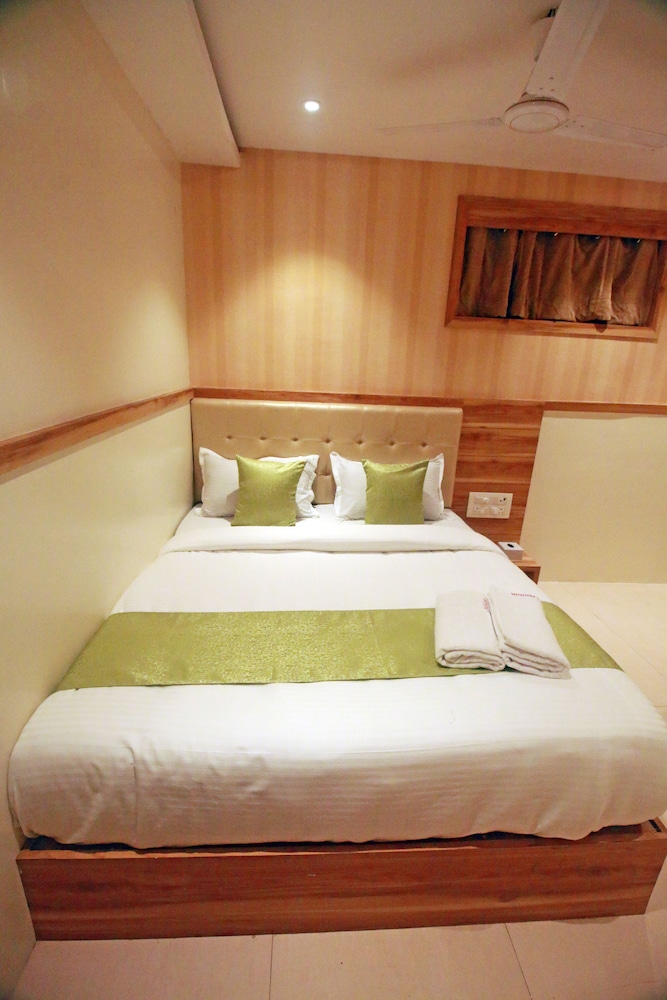 Hotel Al Madina Palace 15/29