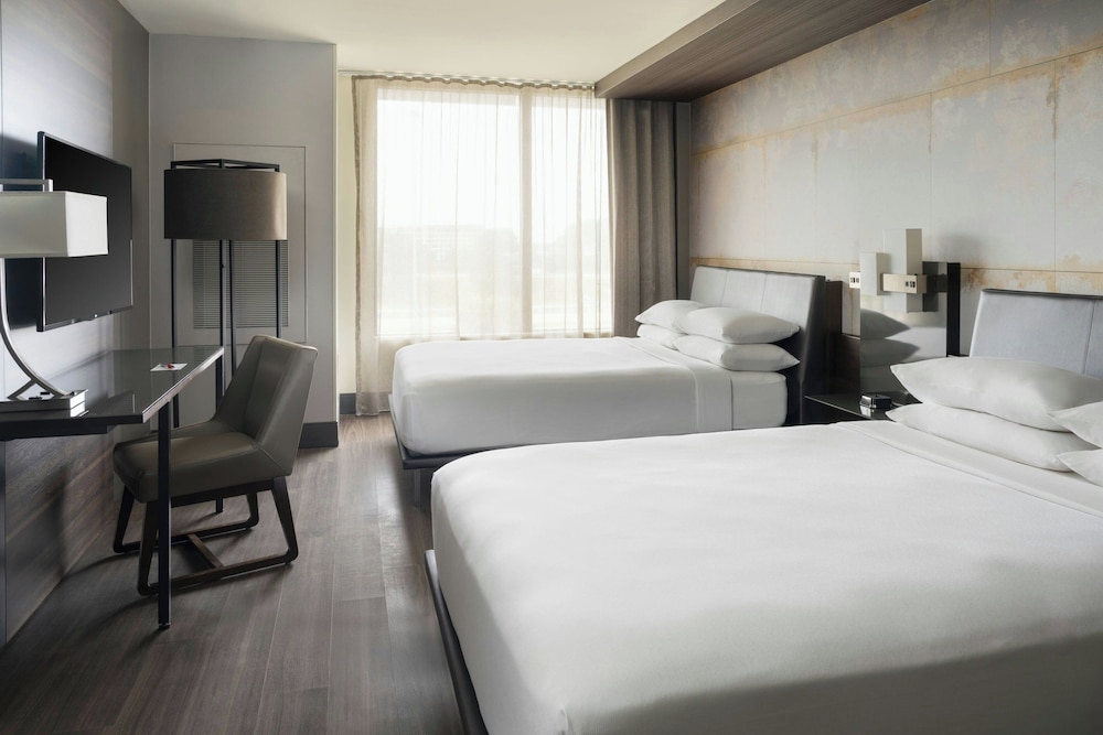 ROOM, 2 QUEEN BEDS, ACCESSIBLE