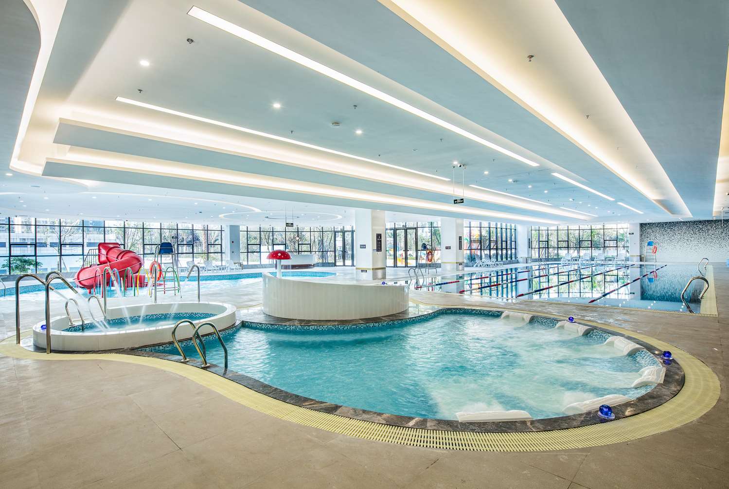 Howard Johnson by Wyndham New District Plaza Ziyang 37/69