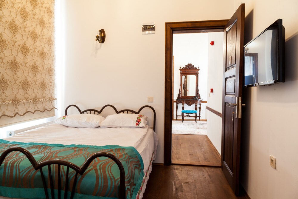Lal Hotel Bursa 8/50