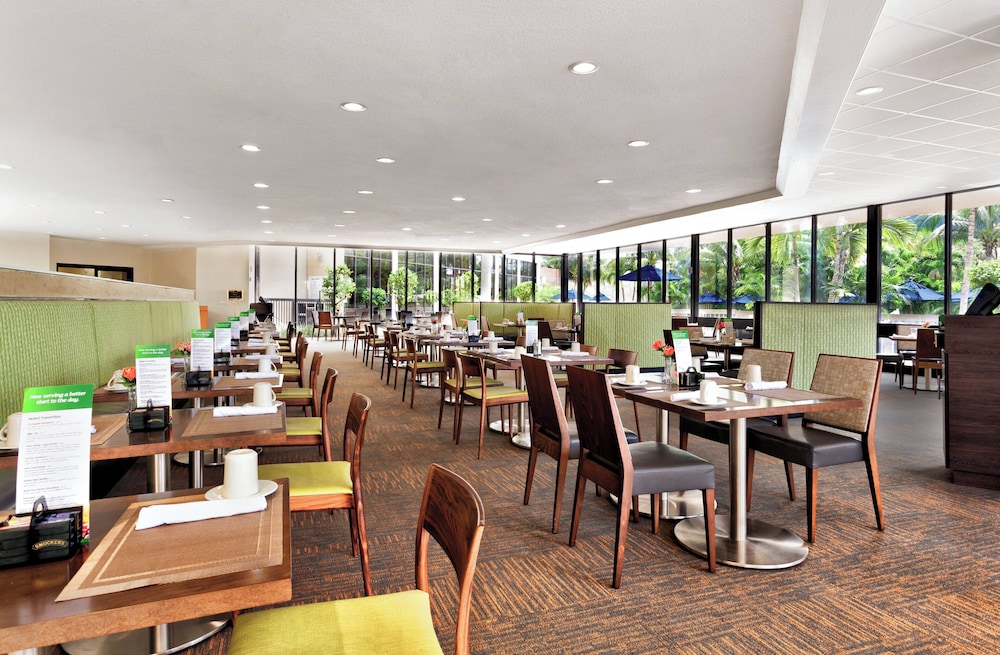 Holiday Inn Miami West - Airport Area 21/40