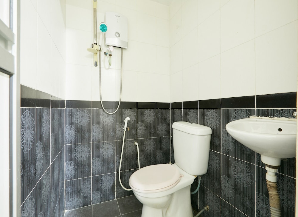 Fast Hotel Setapak Near Tunku Abdul Rahman UMT KL 38/41