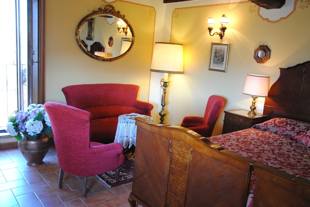 Albergo Torre Sangiovanni 53/75