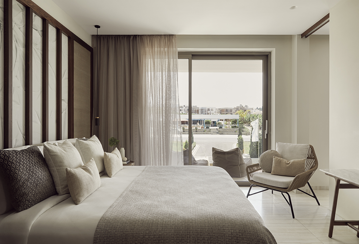 Suite, Inland View