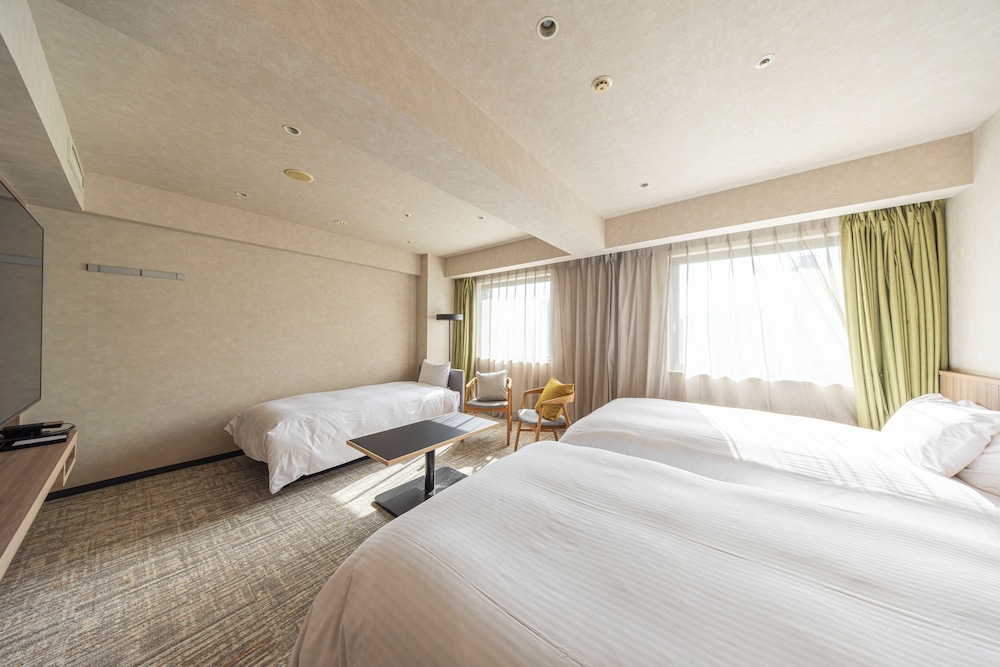 Renovated, Premium, Twin Beds, Sofa
