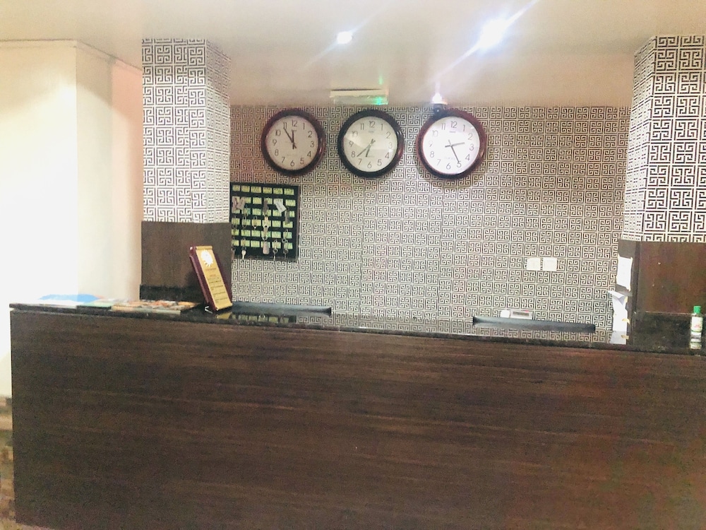 Silver Grandeur Hotel 4/31