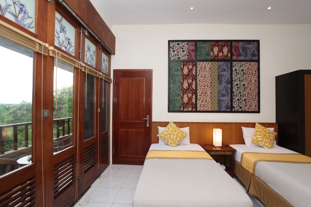 Sanur Seaview Hotel 30/58