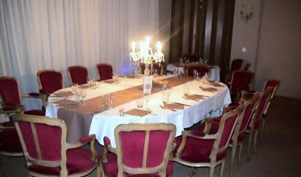 Hotel Des Vosges 13/18