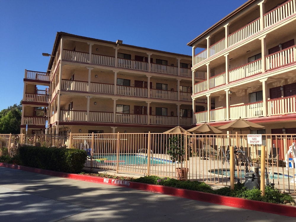 Heritage Inn La Mesa 5/44