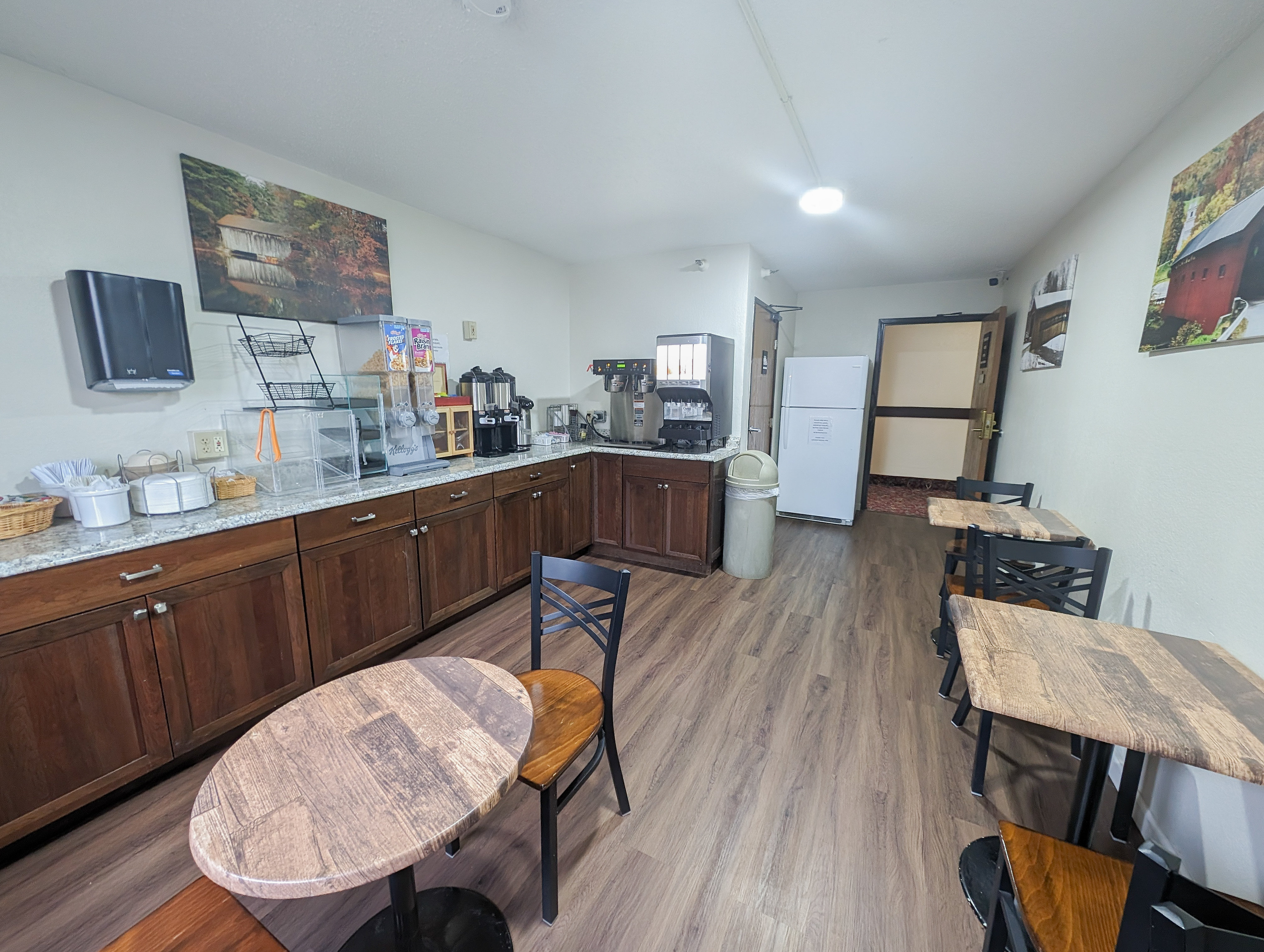 Super 8 By Wyndham Brattleboro 22/29