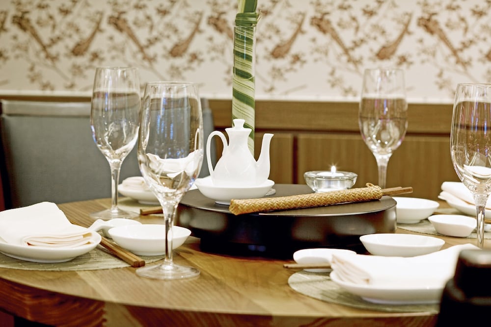 Movenpick Hotel Zurich Airport 53/68