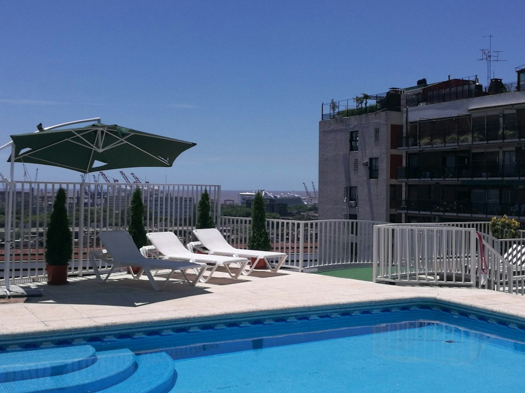 Feirs Park Hotel 40/40