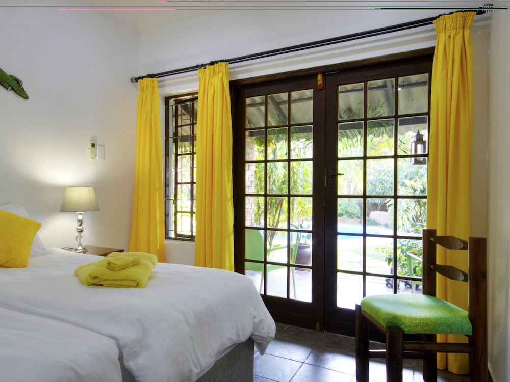 Maputaland Guest House 12/50