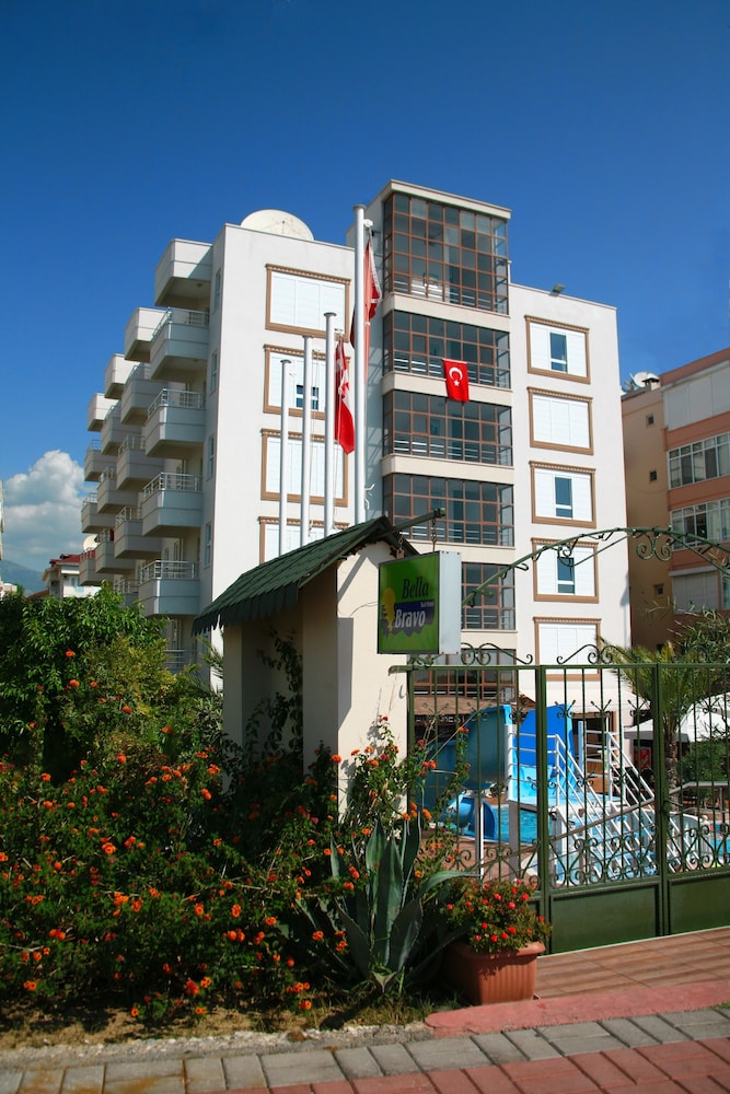 Bella Bravo Suite Hotel 4/49