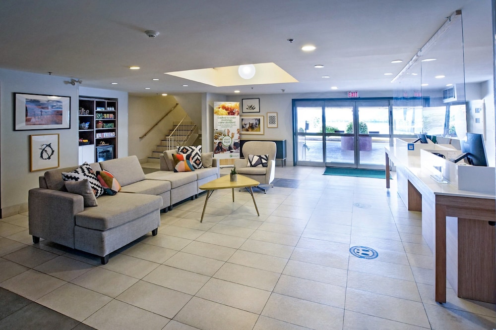 Holiday Inn Osoyoos 48/81