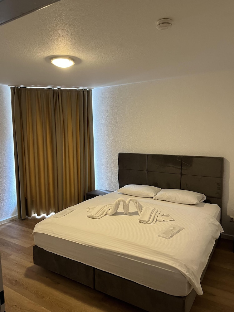 Hotel Bayrischer Hof 3/50