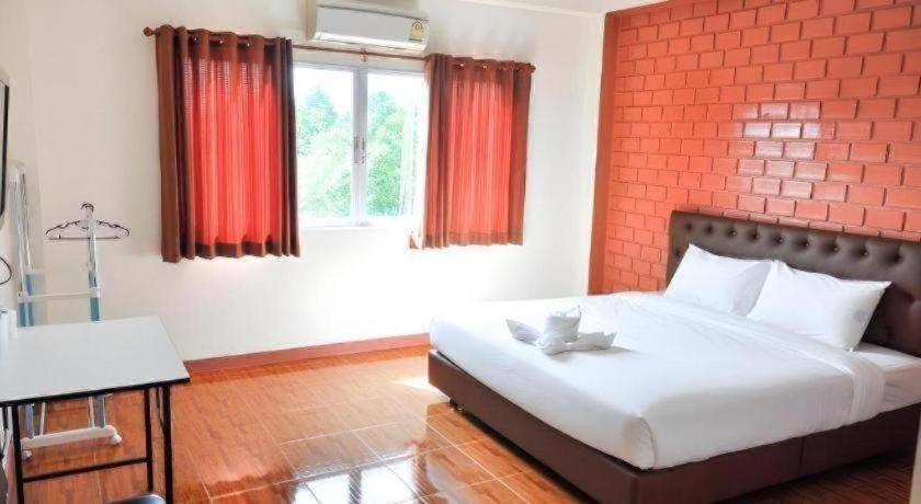 Budsarakam Place Hotel 21/33