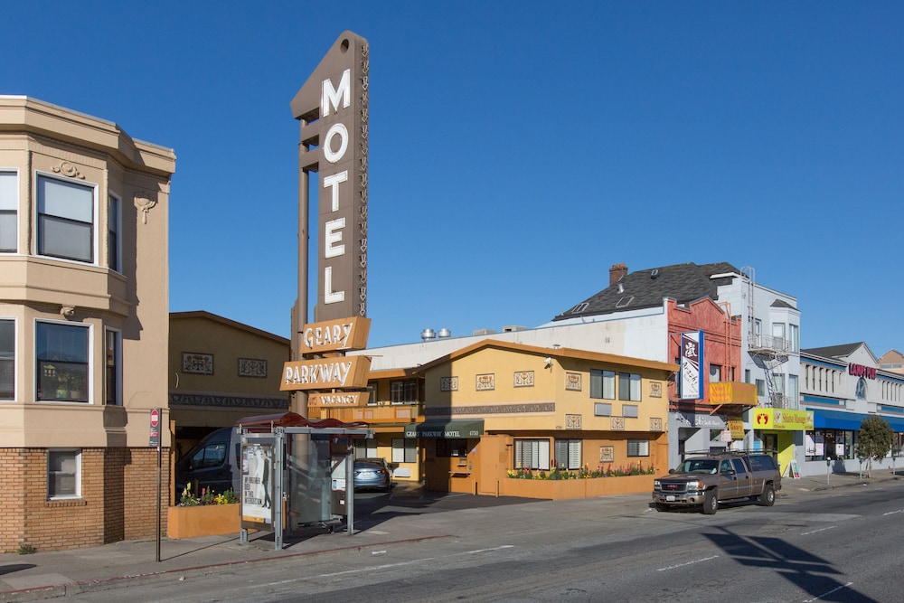 Geary Parkway Motel thumb 4