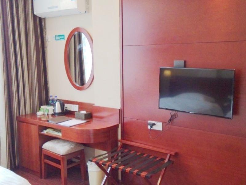 Greentree Inn Anhui Anqing Tongcheng South Shengtang Road Shengtang International Business Hotel 28/38