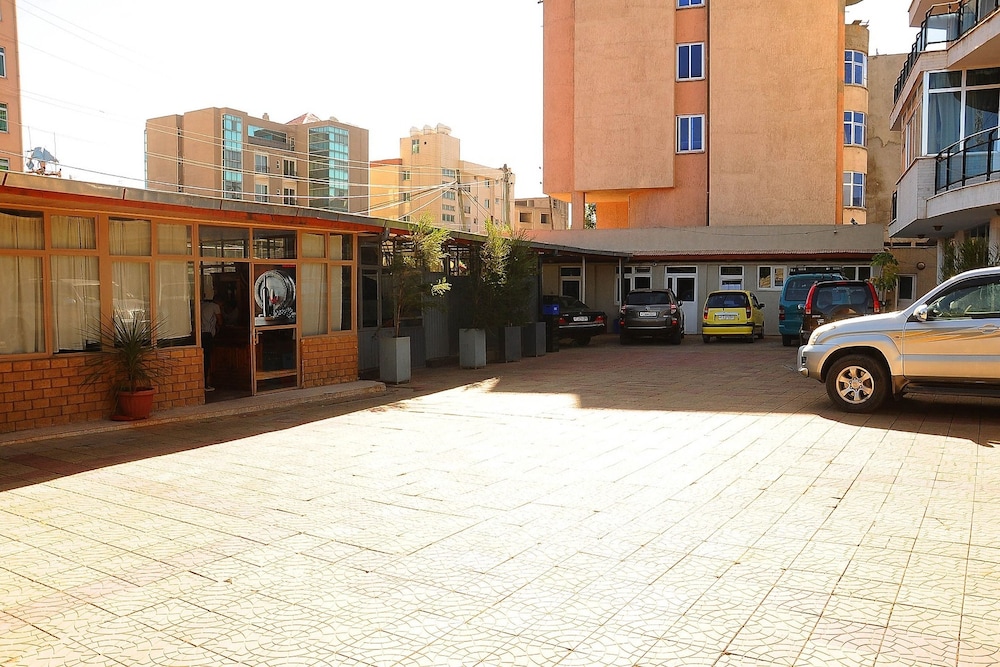 Dimitri Hotel 40/46