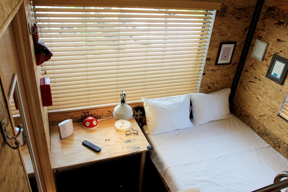 HOTEL GAYTHERING Adult Only 8/41