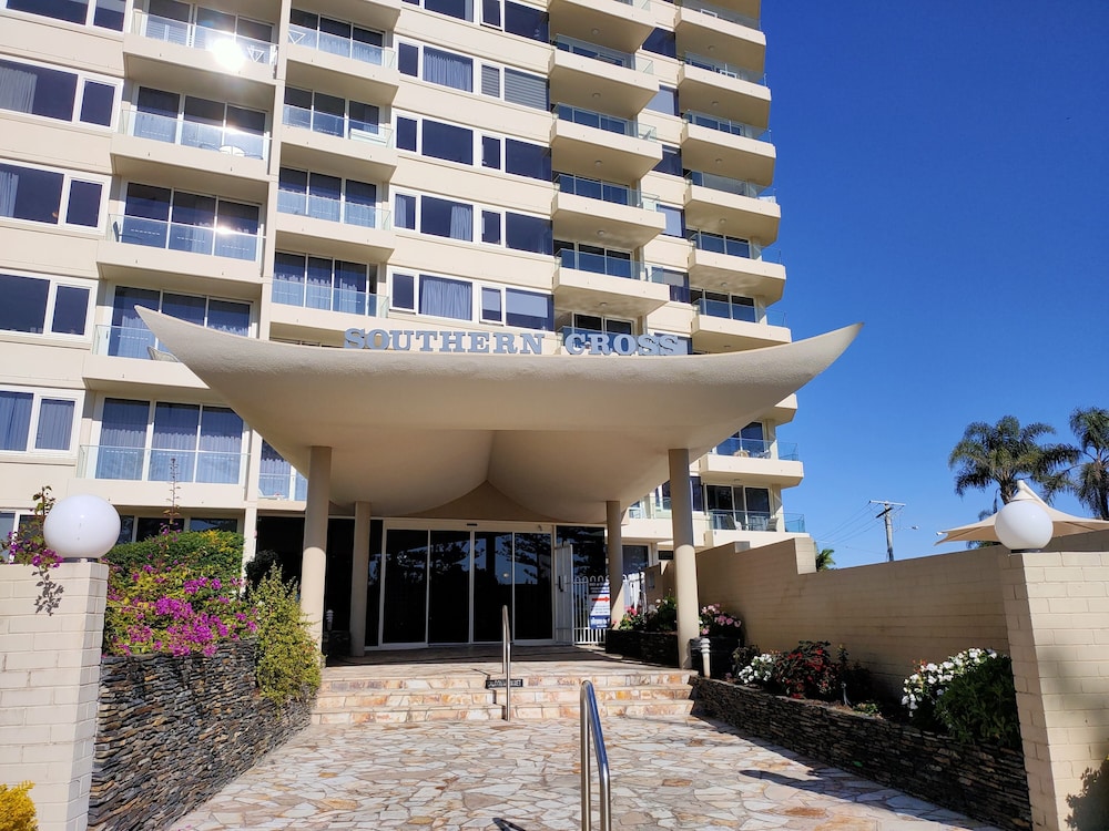 Southern Cross Apartments 5/70