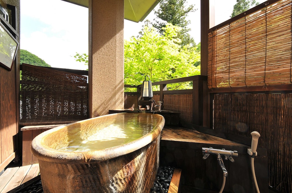 Shima Onsen Shikanozok isekinoyu Tsuruya 30/50
