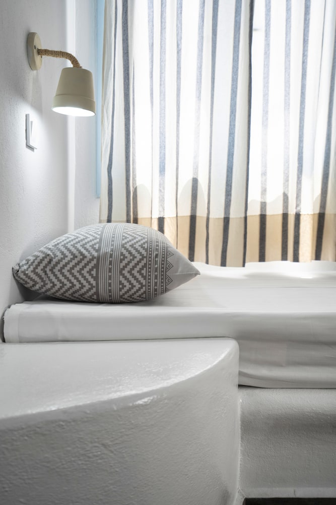 Iris Boutique Hotel 31/74