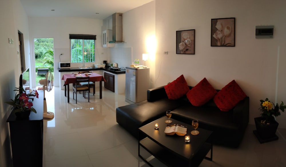 Orchidilla Phuket Mai Khao Residence 10/24