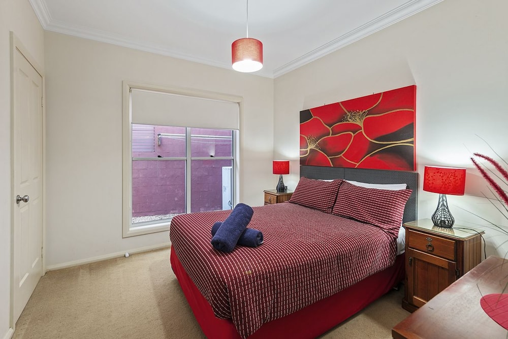 Mercure Lake Macquarie Raffertys Resort 52/74