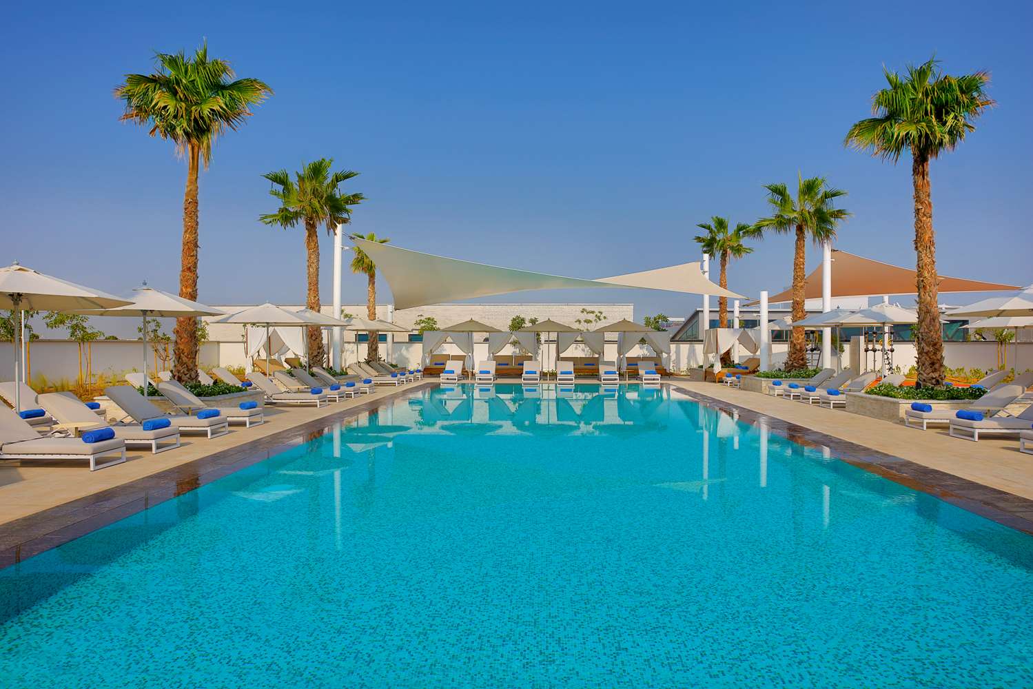 DoubleTree by Hilton Abu Dhabi Yas Island Residences 40/45